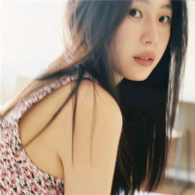 《我要成为双马尾》海报